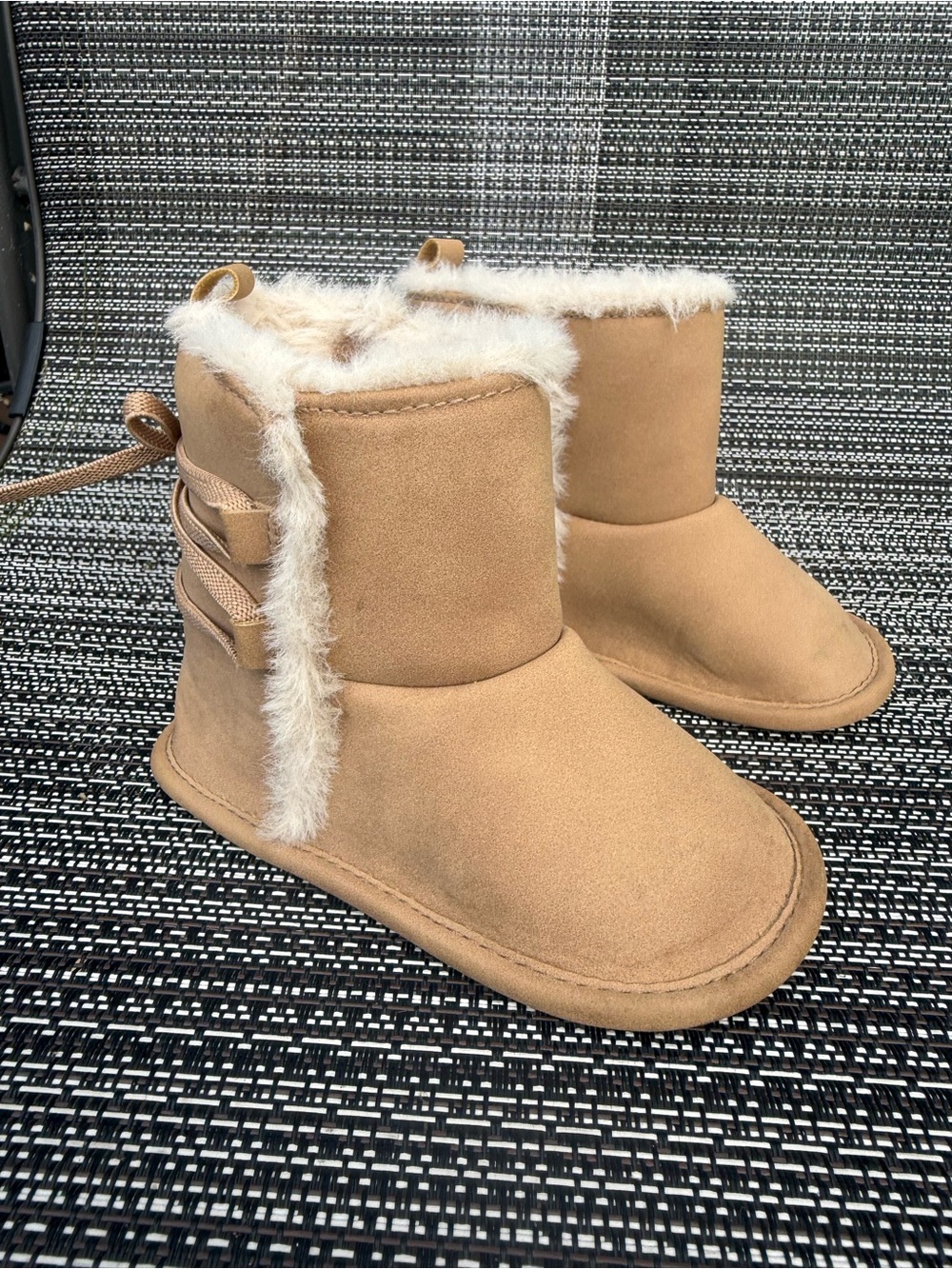 Carters 9-12 mo Faux-Fur Boots